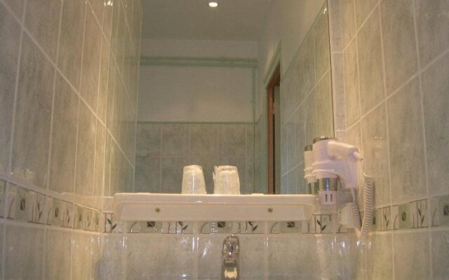 Labe Hotel