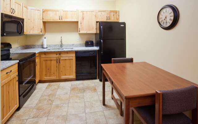 AmericInn by Wyndham Fargo Medical Center