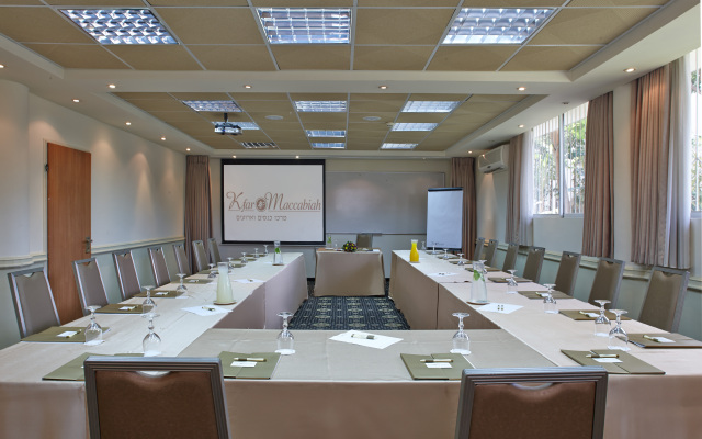 Kfar Maccabiah Hotel and Suites