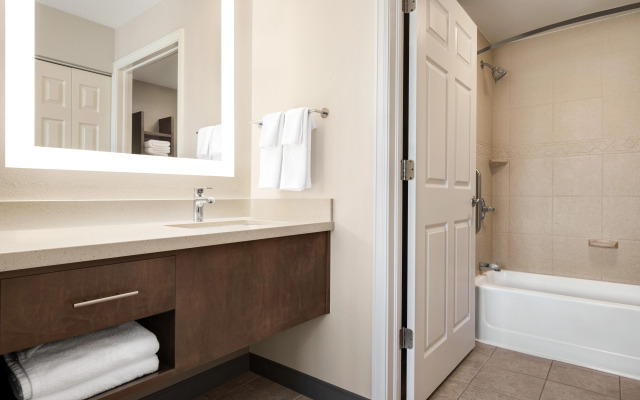 Staybridge Suites Oklahoma City-Quail Springs by IHG