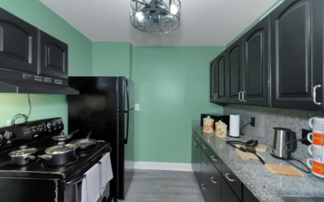 Stylish 4BR Near AUC and Downtown ATL