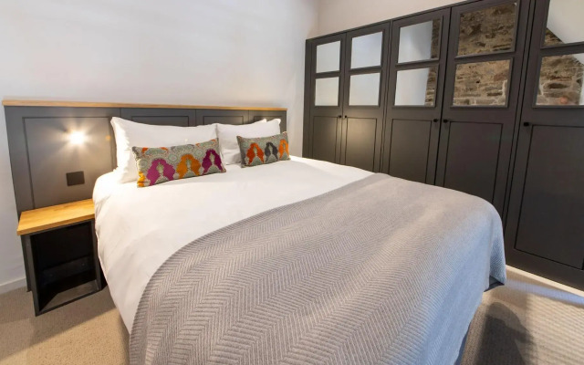 Linton Collection - Blackfriars Lofts