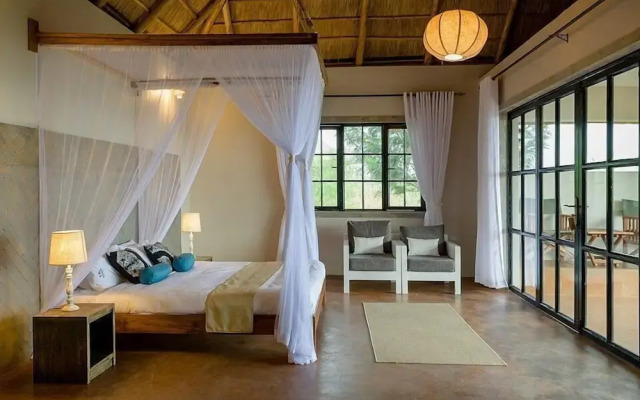 Elephant Plains Lodge