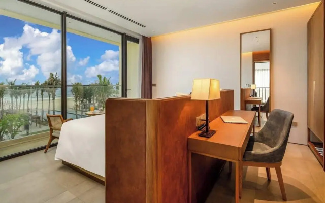 5BR Luxury Villa: Elite Services & Privacy