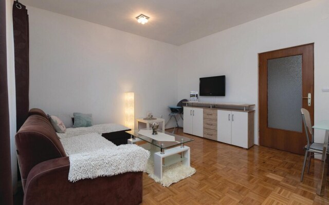 Awesome Home in Zadar With Wifi and 2 Bedrooms
