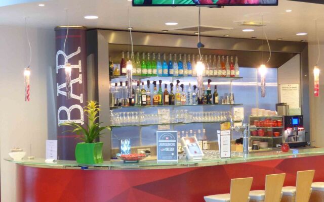 Ibis Marseille Centre Euromed