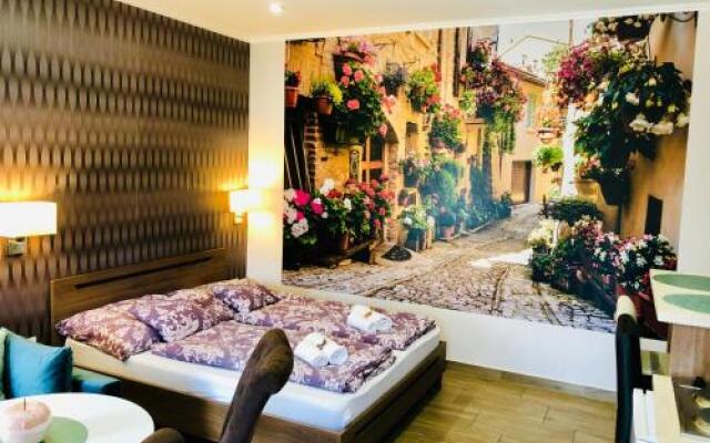 Allium Apartment