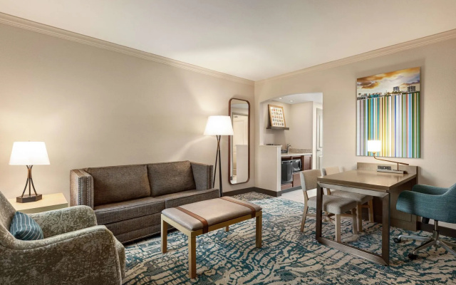 Embassy Suites by Hilton Tampa Downtown Convention Center