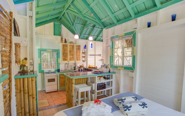 Caribbean Beach Cabanas - A PUR Hotel