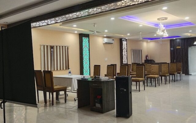 Hotel The Royal Buddha