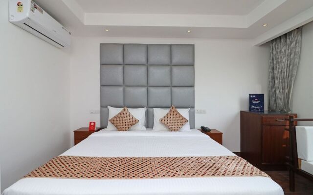 OYO 10327 The K Hotel