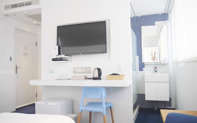 Time Flyer Hotel