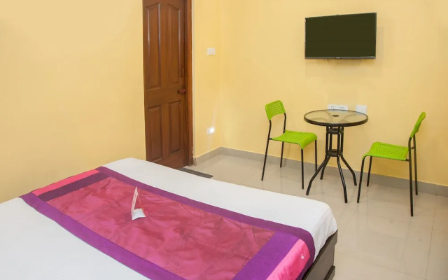 OYO 10673 Time Palace Residency
