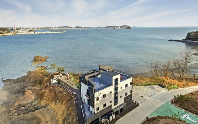 Youngheungdo Duniaspa Pension