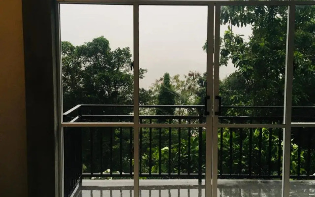 Kandy Holiday Villa