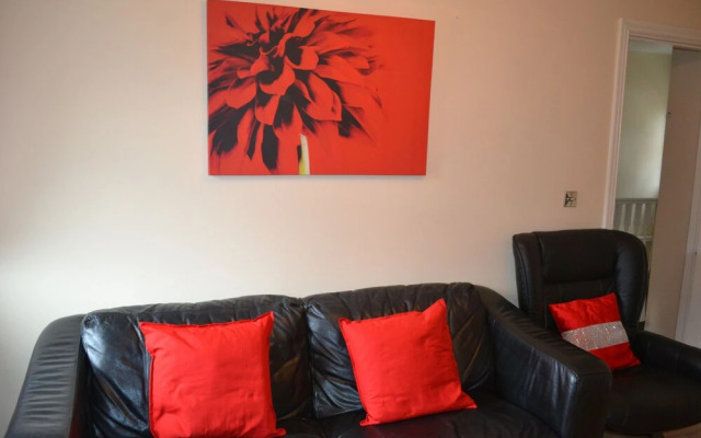 Cozy Modern Bedroom Apartments City L2