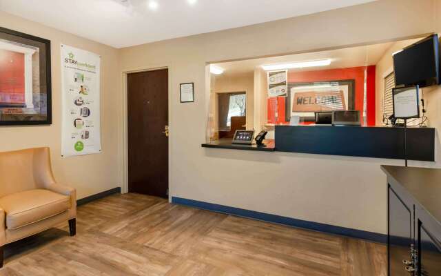 Extended Stay America Select Suites Roanoke Airport