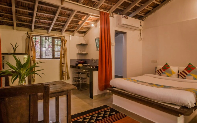 OYO Home 19189 Designer Studio