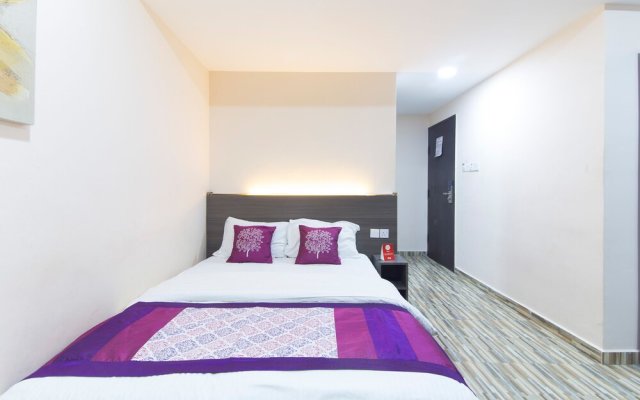 OYO 309 Fast Hotel Idaman