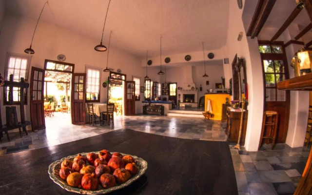 Vagia Hotel