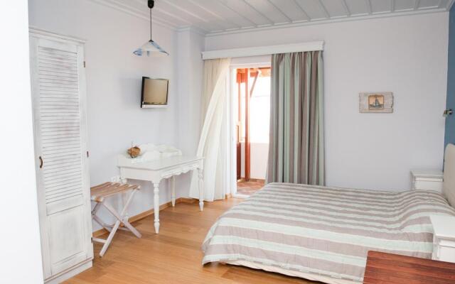 Zorbas Apartments