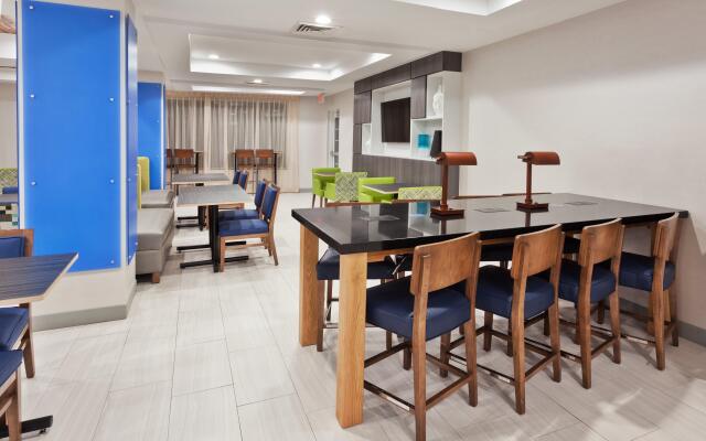 Holiday Inn Express Dothan North by IHG
