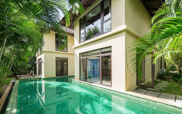Yalong Bay Villas & Spa