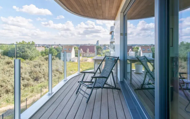 Apartment in Oostende Near Beach & Dunes