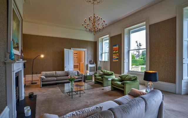 Stratford House - Luxury 4 Bed Townhouse