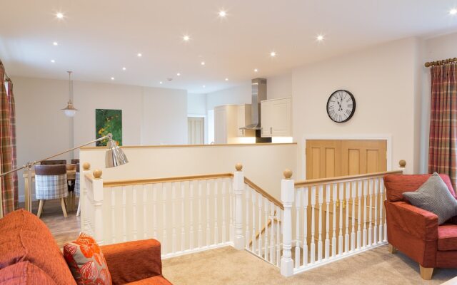 Stylish Apartment with Magnificent Views of Cumbrian Countryside