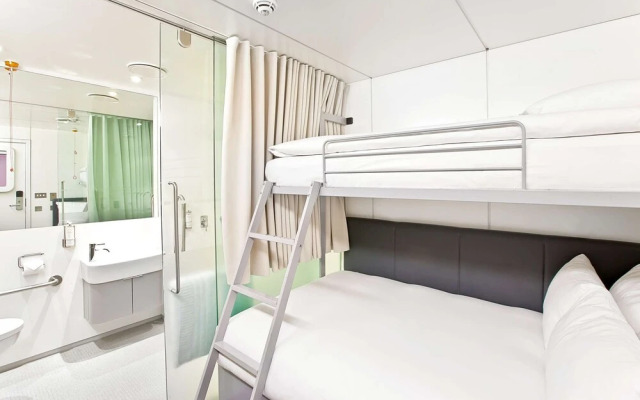 YOTELAIR London Gatwick