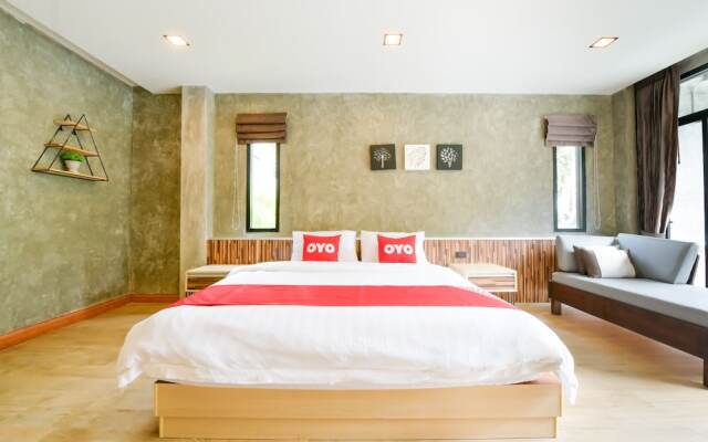 OYO 539 Loft By Busaba