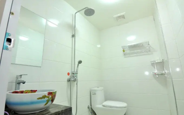 ZhanguaJiaJie Huluju Inn