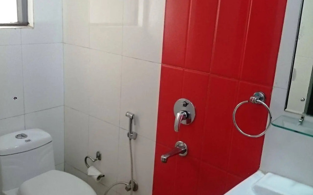 OYO 4184 Hotel Raj