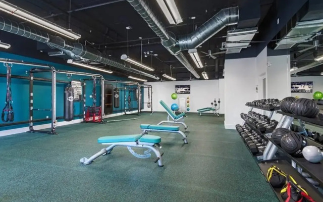 Modern 1BR Apt 3min From Convention Center