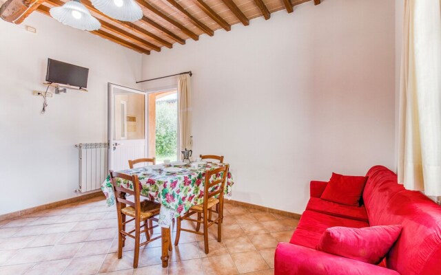 Fico Family Apt Shared Pool,volterra