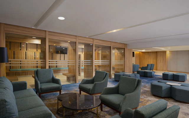 Anara Airport Hotel