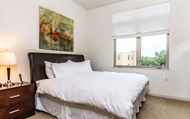 Global Luxury Suites at the Charles River