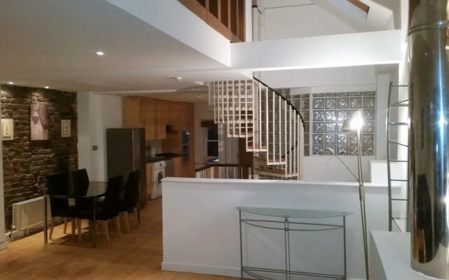 MetroStays - Stephen's Green 7-3