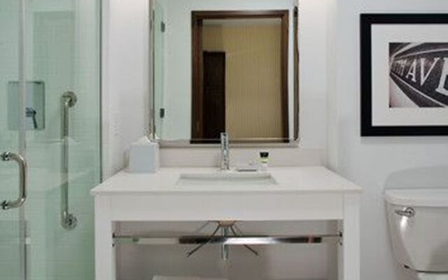Four Points by Sheraton Vadodara