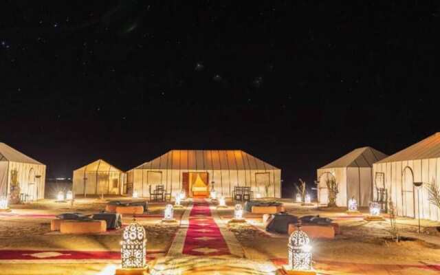 Merzouga Luxury Camp