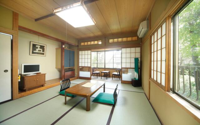 Kusatsu Onsen Ryokufutei Ryokan
