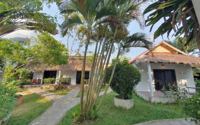 FourRest Hostel
