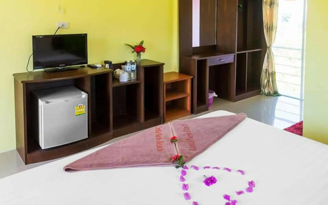 Lanta New Beach Bungalows