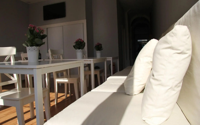 Decanting Porto House