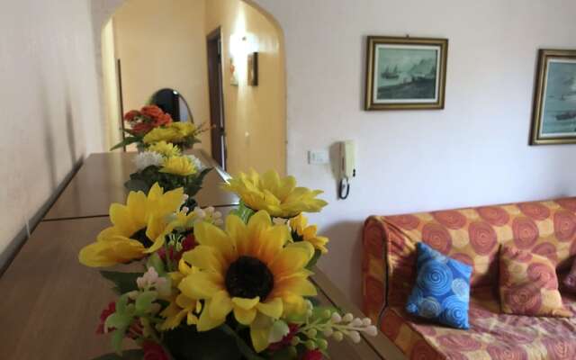 Martina Apartment Mare