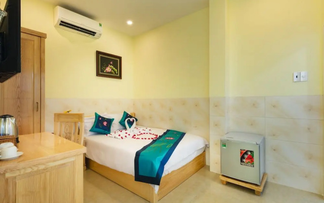 OYO 343 Phu Quynh Hotel