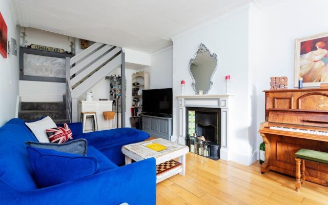 Riverside Haven in London