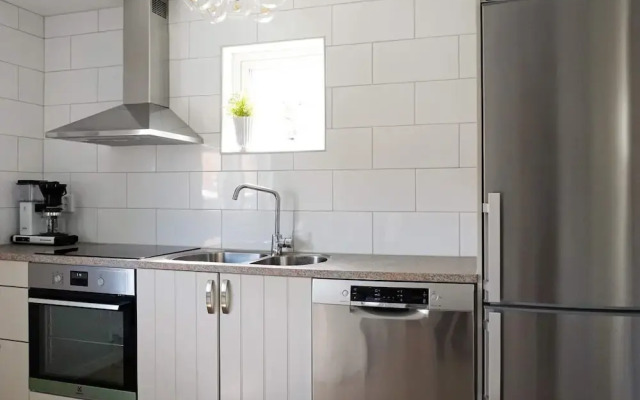 6 Person Holiday Home in Stromstad
