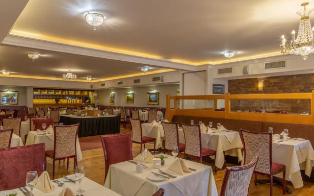 Dooley's Hotel